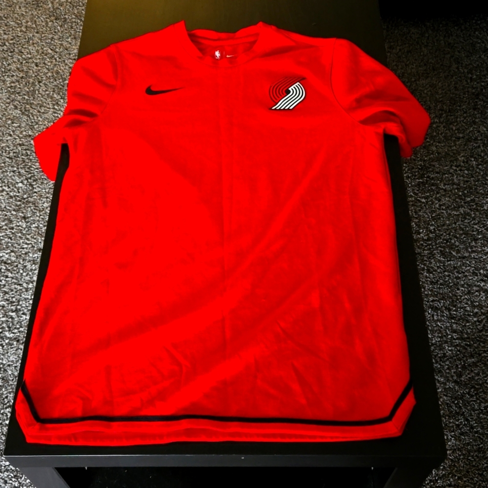 NBA, Large, Red
